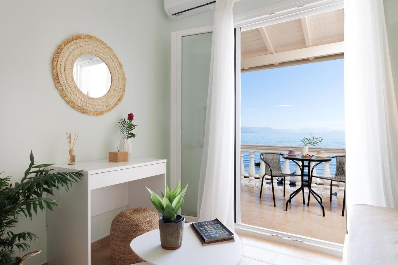 Apartament Marina Beachfront By Konnect,